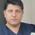 دکتر علیرضا ولائی اسکوئی متخصص بیماری‌های مغز و اعصاب (نورولوژی)
