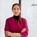دکتر یاسمن دانشیان جراح دندانپزشک