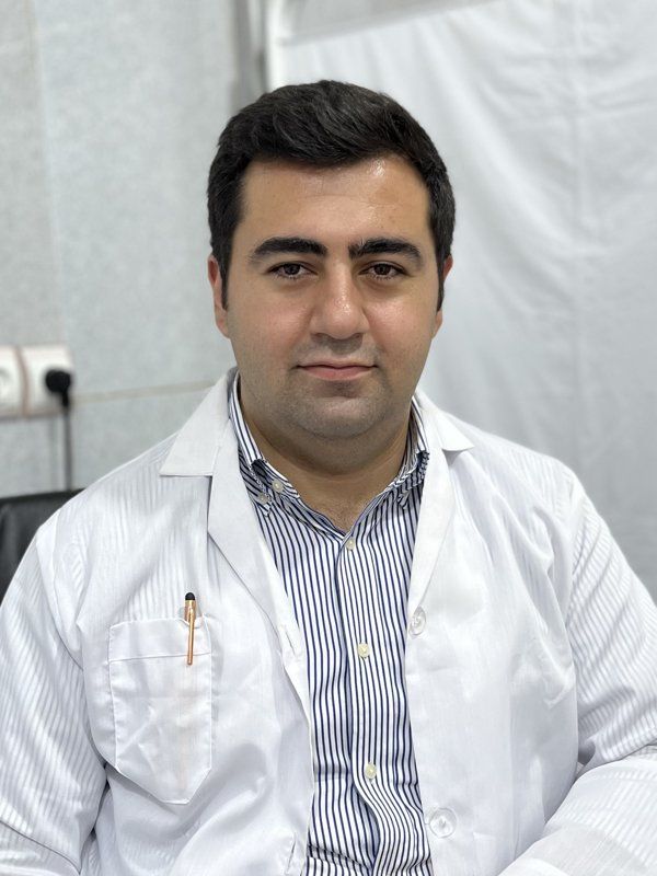 دکتر کامران حاجی زاده
