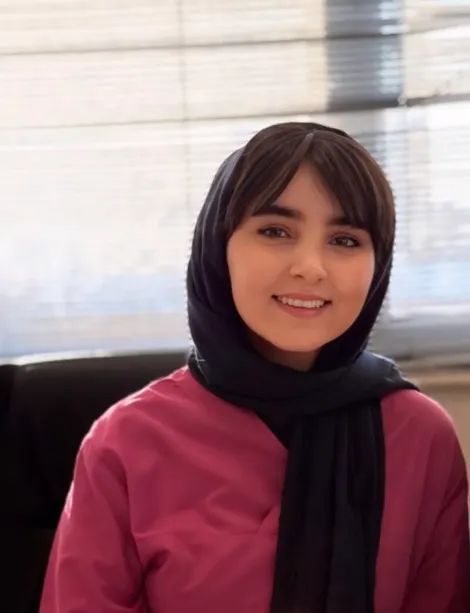 دکتر صدف اکبری