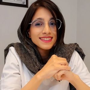 مریم هادی پور
