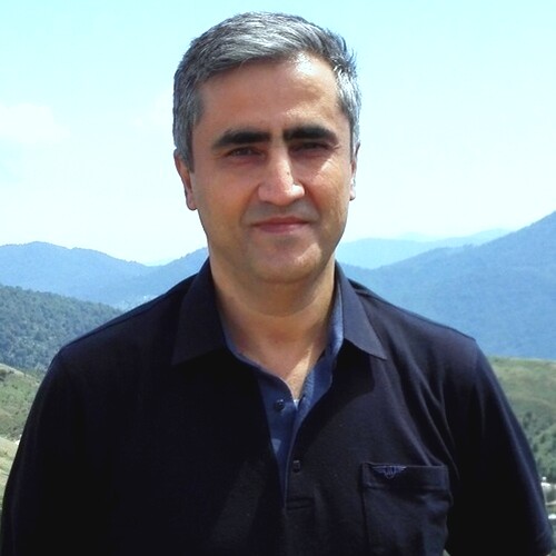 ایرج داداش پور