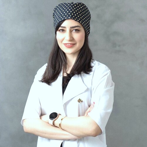 نگار حجتی