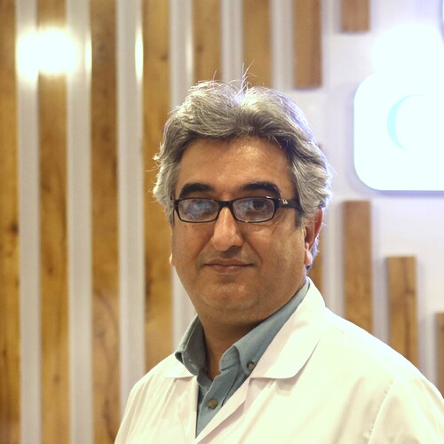 دکتر آرش احمدی