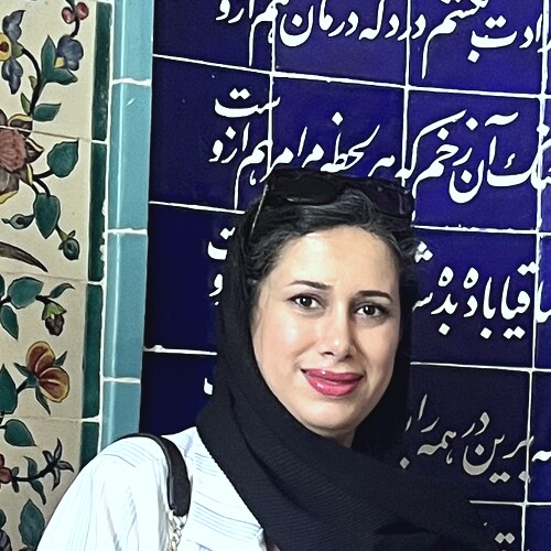 دکتر هاجر همتی
