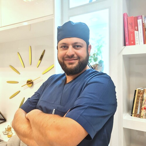 دکتر مهدی صادقی