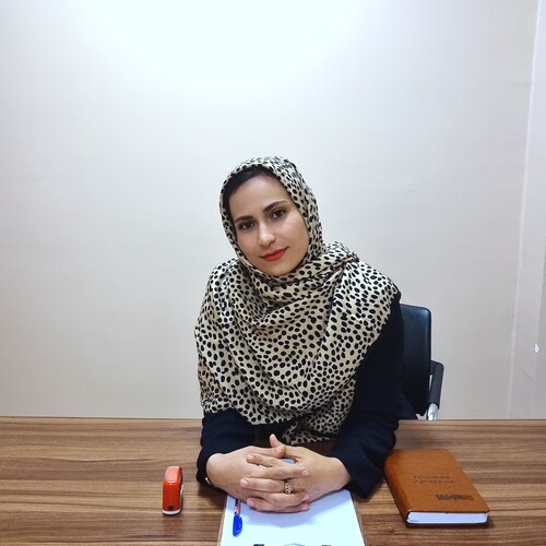فاطمه منصوری