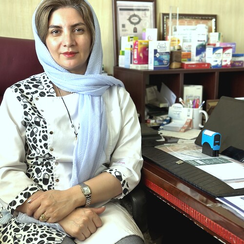 دکتر لیلا هاشمی