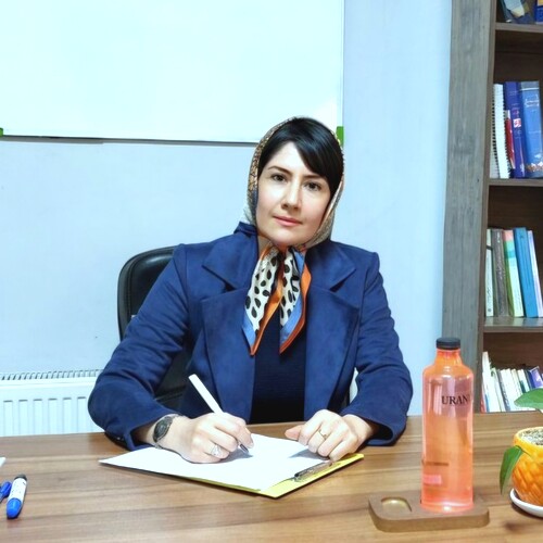 یلدا ذاکری