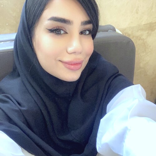 فاطمه صادق