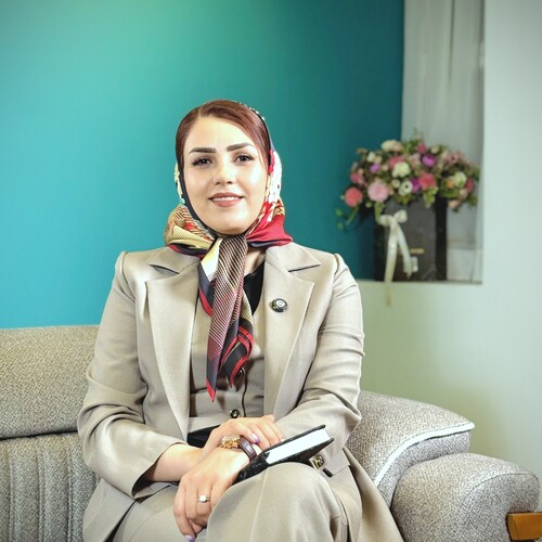 دکتر نرگس شفیعی