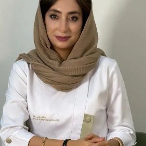 سارا عابدینی